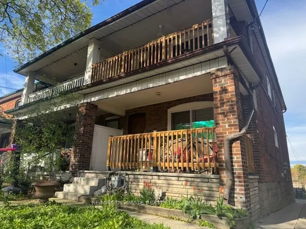 127 Robina Ave, Toronto, ON M6C 3Y8