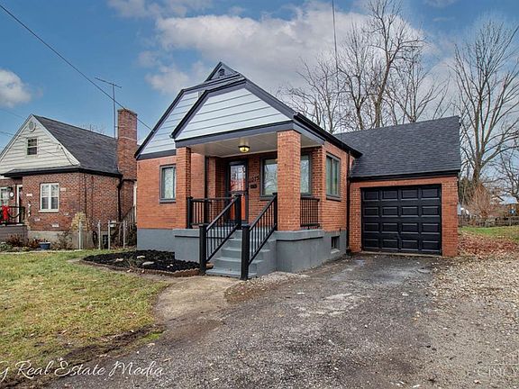 2nd image of 1075 Covedale Ave