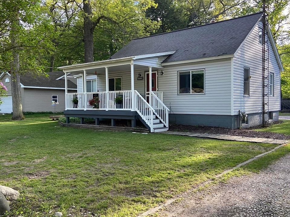 1st image of 14297 Shiawassee Dr