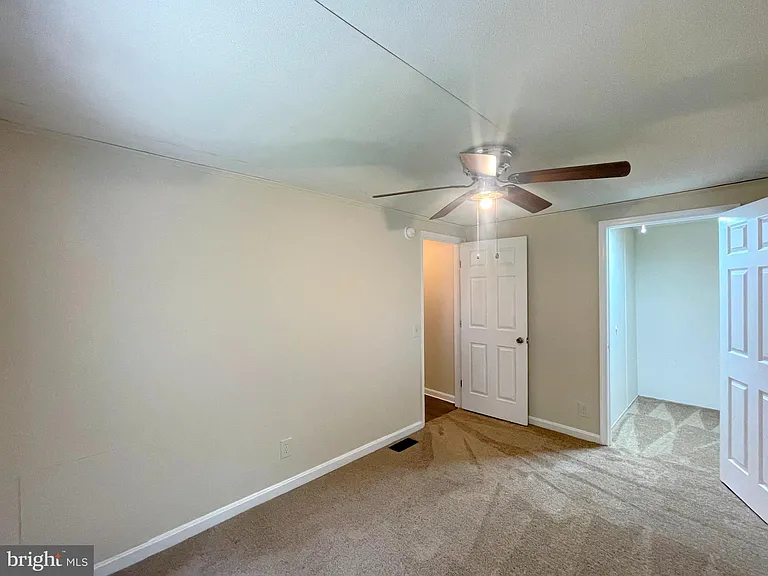 39819 Lady Baltimore Ave — Photo 11