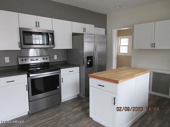 3rd image of 1709 W Southern Ave S