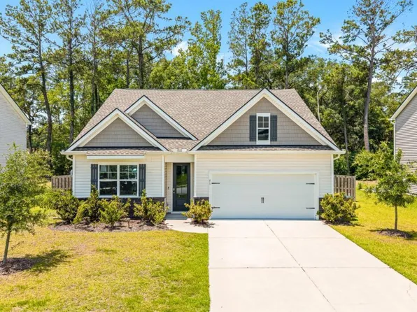 51 Wedge Cir, Richmond Hill, GA 31324