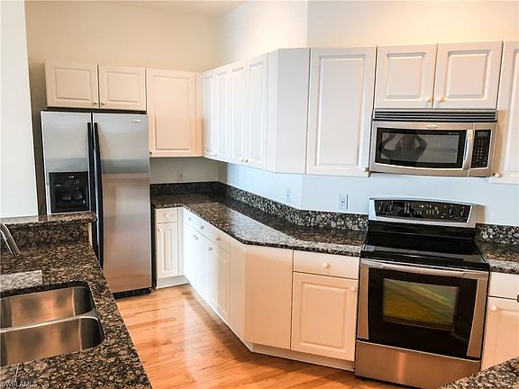 3rd image of 2743 1st St APT 2704