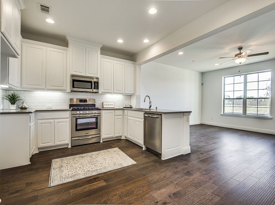 2nd image of 4715 Kindred St