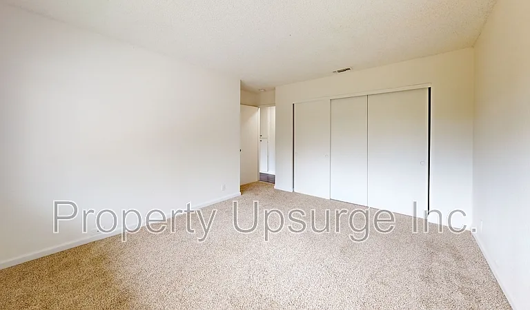 1233 Bundy Ct #6 — Photo 12