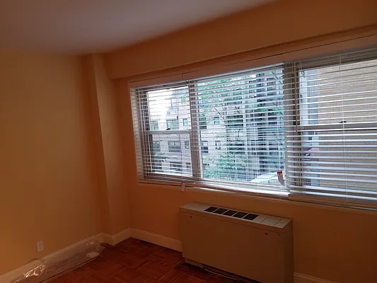 Rented by Keller Williams NYC | media 14