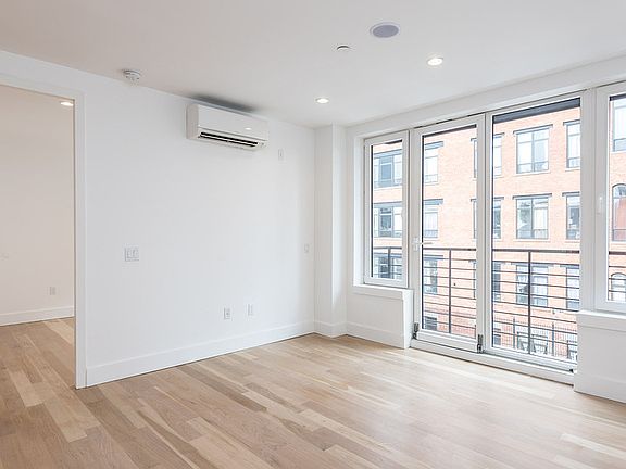 4th image of 4 Henry St #4K