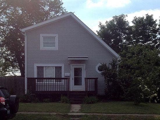 2nd image of 136 Short St