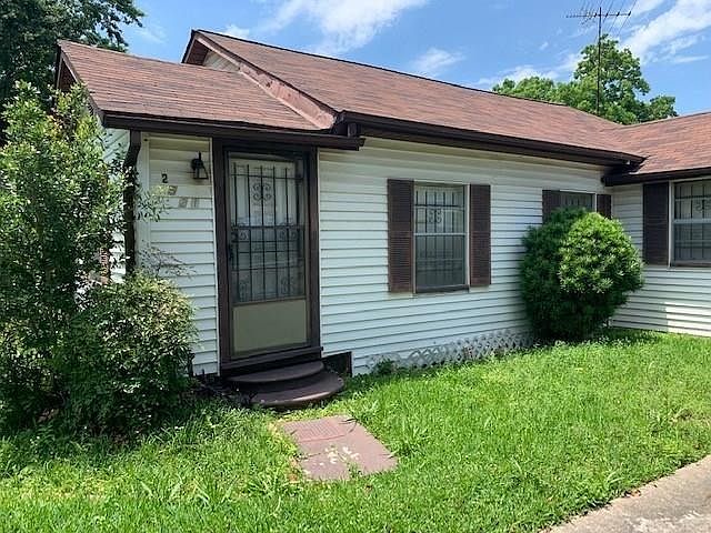 1st image of 2521 Avenue Of Oaks St