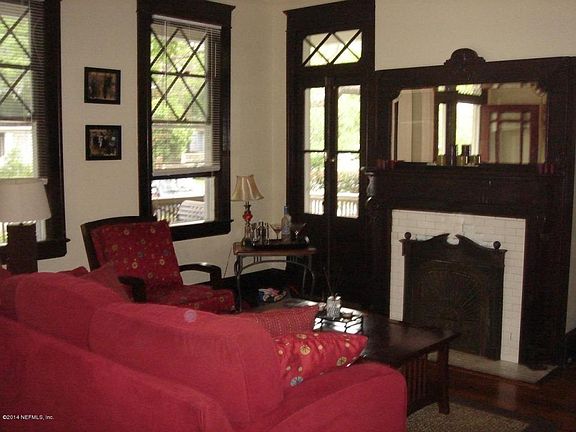 2nd image of 2124 Herschel St