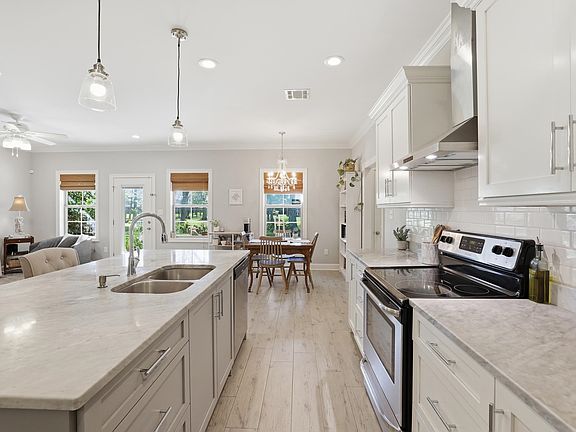 5th image of 139 Juliana Way