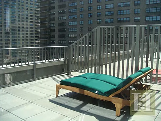 Rented by Halstead Real Estate | media 25