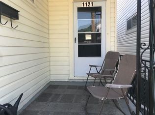 1121 Knox St, Mc Kees Rocks, PA 15136