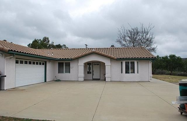 1st image of 25026 E Old Julian Hwy E