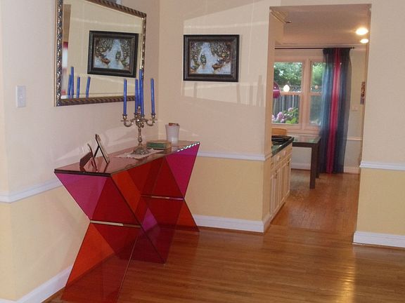 5th image of 8905 Bradmoor Dr