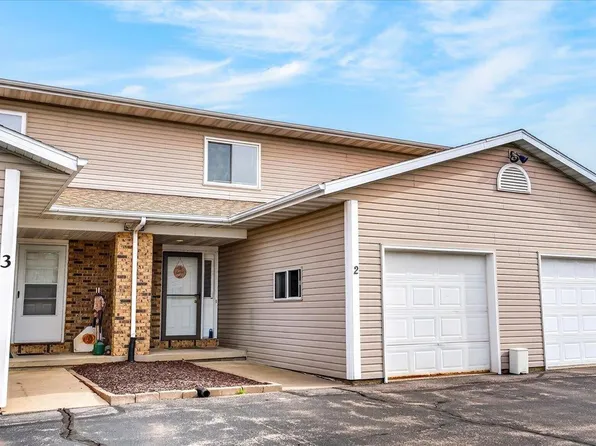455 Bowlavard Avenue #2, Belleville, WI 53508