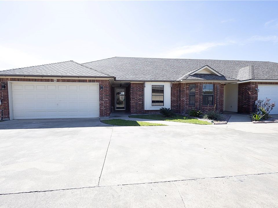 1st image of 2839 McKinzie Rd #4