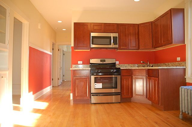1st image of 1808 S 58th Ct