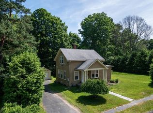 5 Wilton Rd, Easthampton, MA 01027
