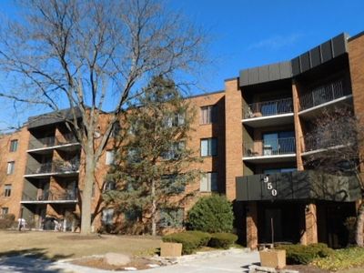 950 E Wilmette Rd UNIT 202, Palatine, IL, 60074
