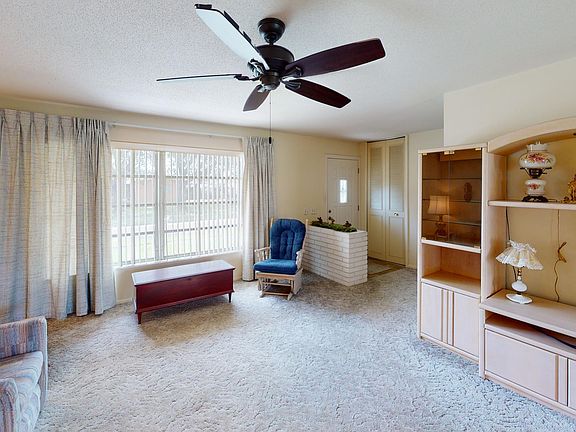 5th image of 566 E Ford Cir