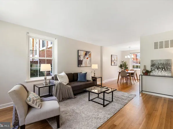 3222 S Utah St, Arlington, VA 22206