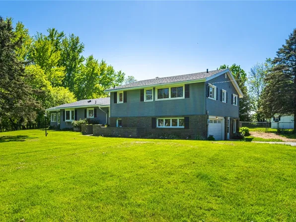 297 N Greece Rd, Hilton, NY 14468