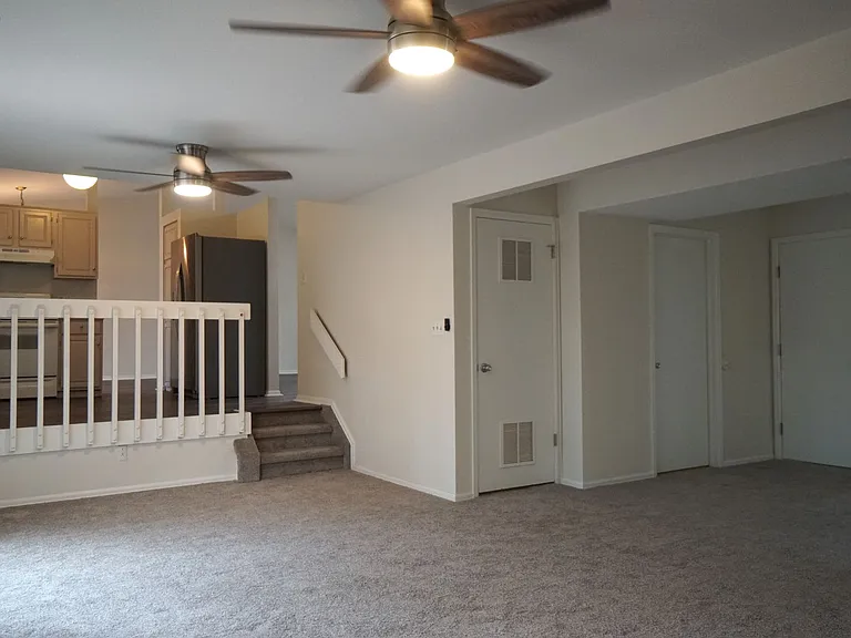 2205 Parliament Dr — Photo 12
