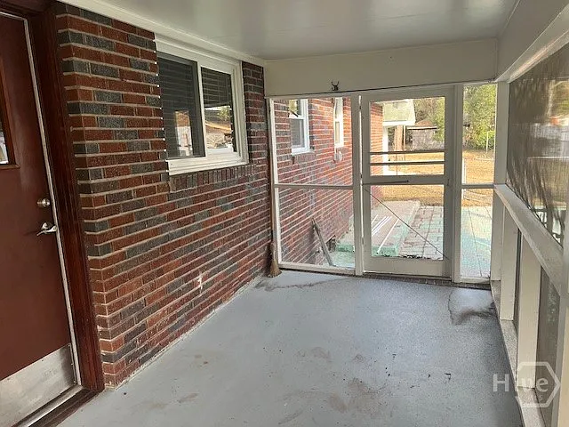 16 Herty Ave — Photo 2