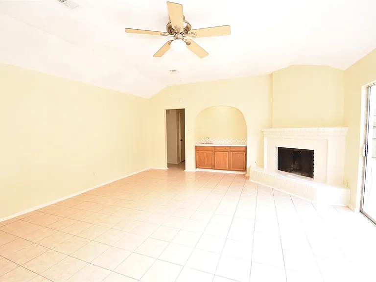 4023 Summit Valley Dr — Photo 7