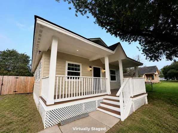 1005 E 29th St, Bryan, TX 77803