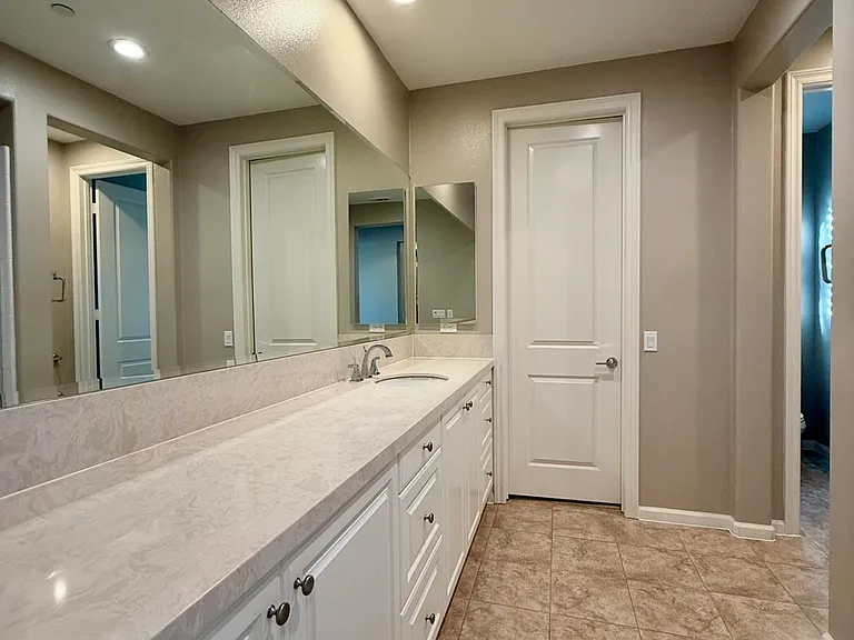 667 E Desert Willow Rd — Photo 55