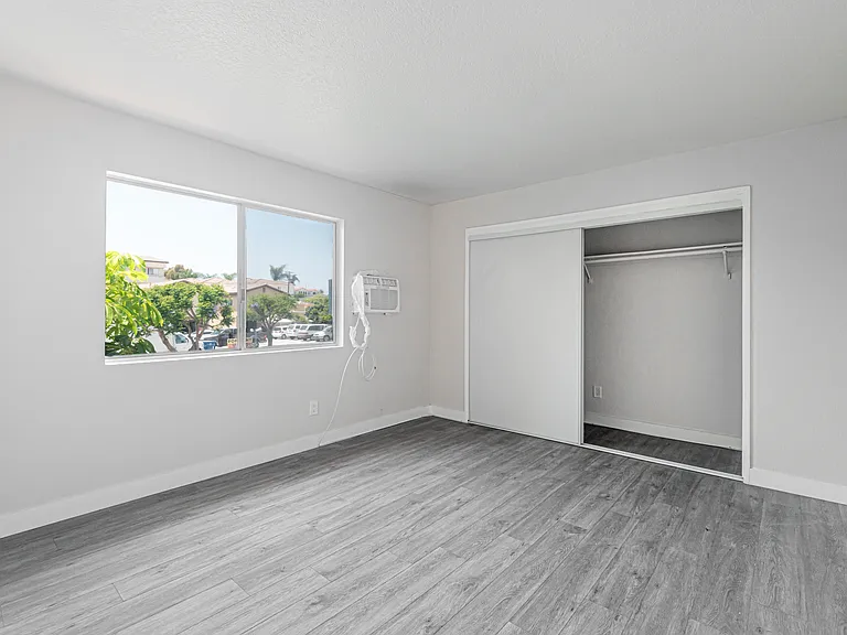 6210 10th Ave #20 — Photo 3
