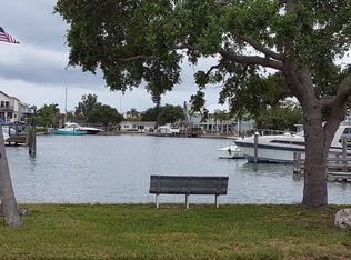 161 175th Ave E #2, Redington Shores, FL 33708