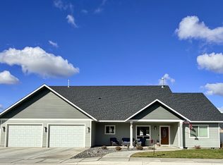 416 SW Desert Sky Dr, Hermiston, OR