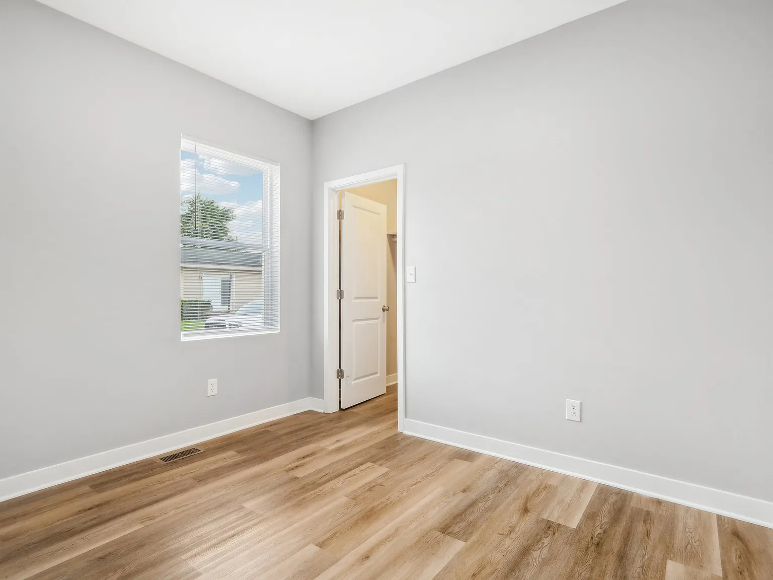 610 Poplar St — Photo 2