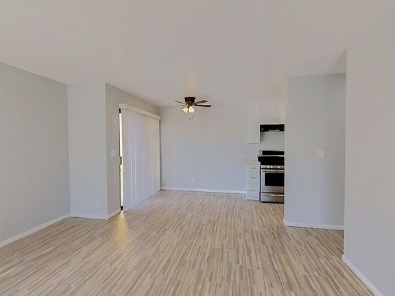 3rd image of 4973 Imperial Ave #B