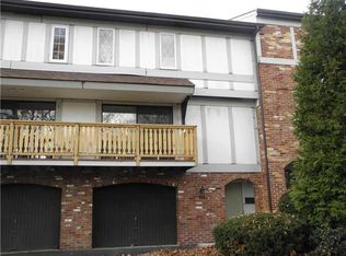 244 S Queensberry Ct, Pittsburgh, PA 15237