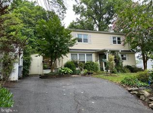 3106 Dashiell Rd, Falls Church, VA 22042