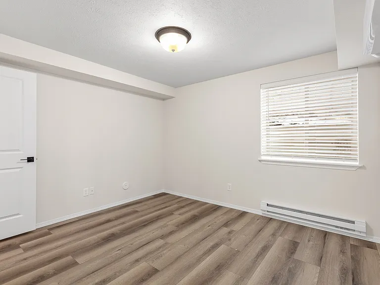 8407 N Phoebe Ct #B — Photo 6