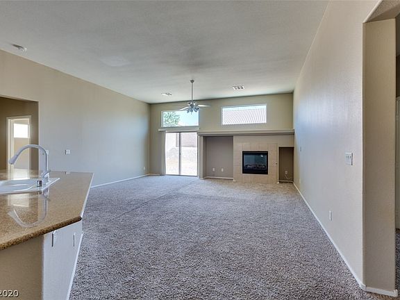 5th image of 1008 Bob Barney Ave