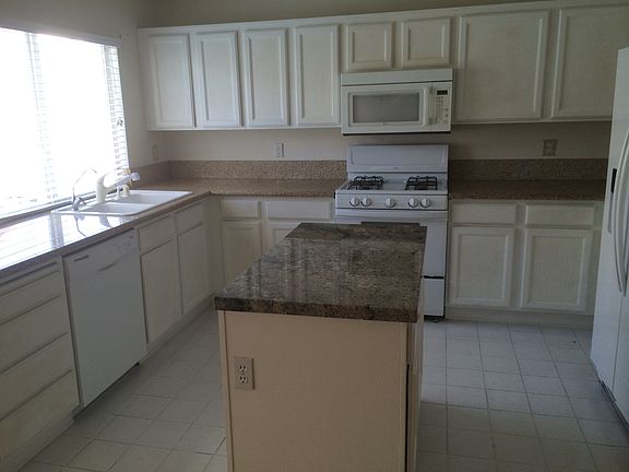 5th image of 3427 Meridale Dr #0