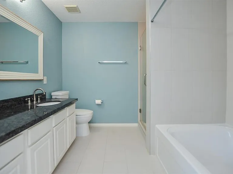 2219 Gable Hollow Ln — Photo 36