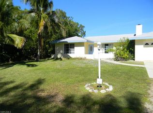 7816 Bocilla Ln, Bokeelia, FL 33922