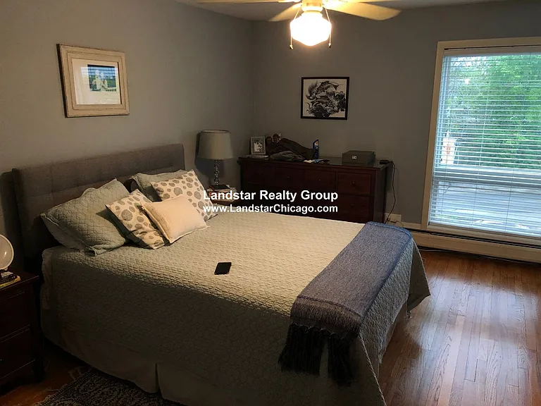 1326 Chicago Ave #202 — Photo 6