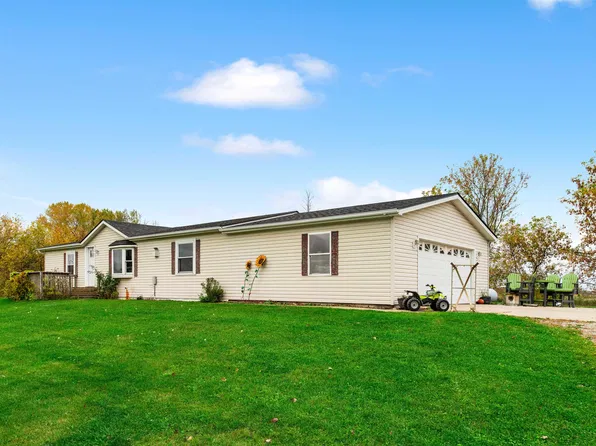 2604 Delcore Rd, Oconto, WI 54153
