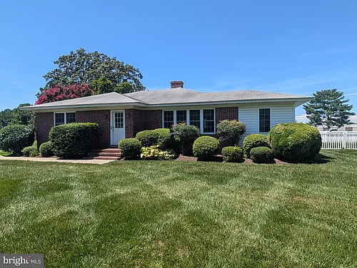 9005 Centreville Rd Photo 1