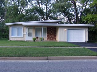 322 Sauk Trl, Park Forest, IL