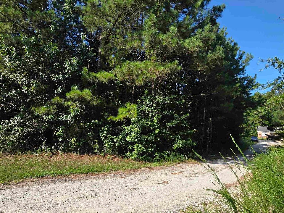 1st image of 135 Longleaf Ct #4