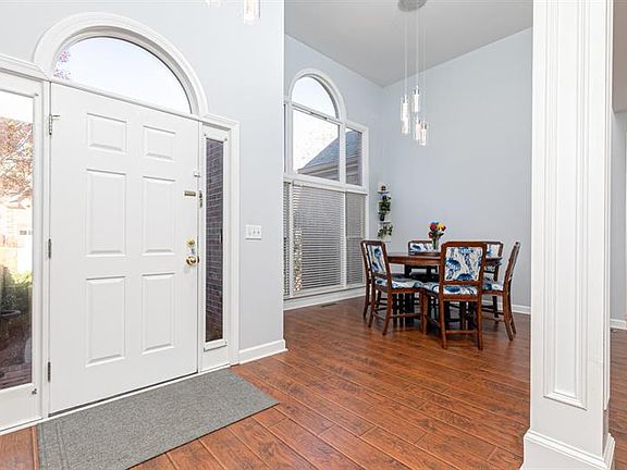 5th image of 1370 Brentwood Ln